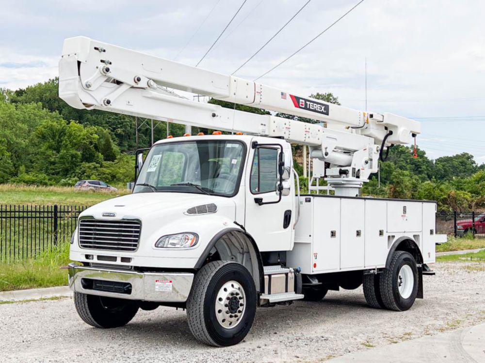 Ampere Electric 55-foot bucket truck